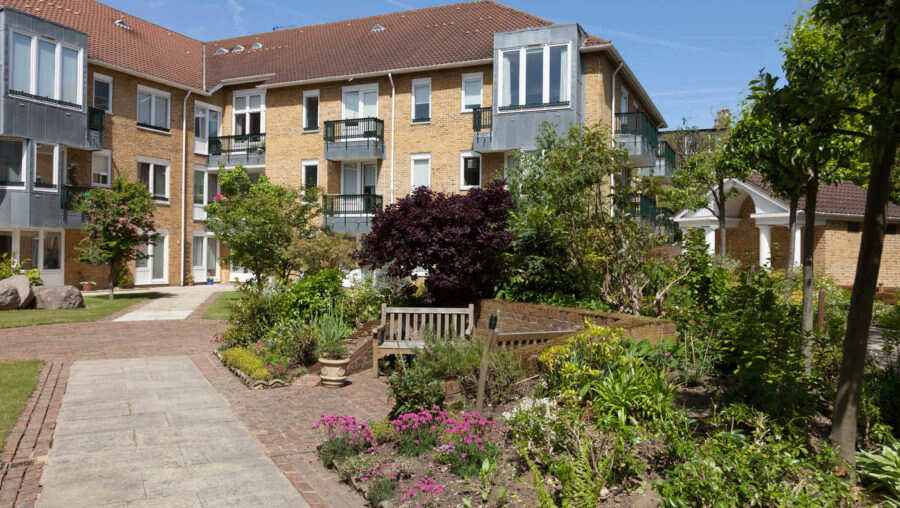 Elizabeth Court, Kensington and Chelsea, Greater London, SW10 0DA