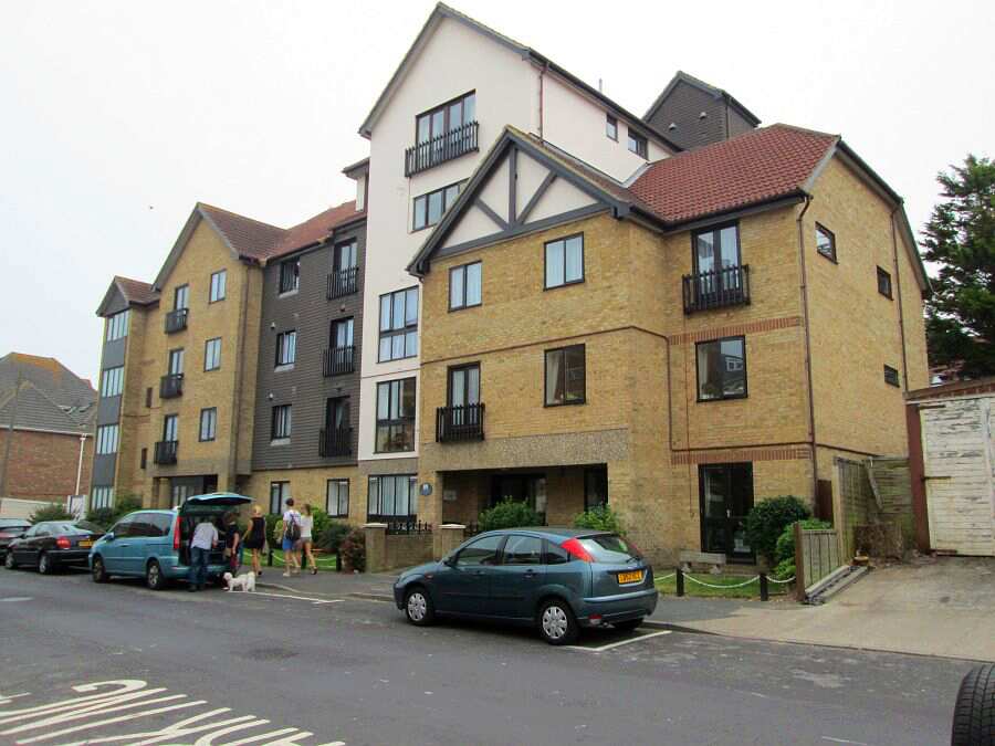 Seaview Court & Seapoint House, Kent, CT10 1PY Sheltered