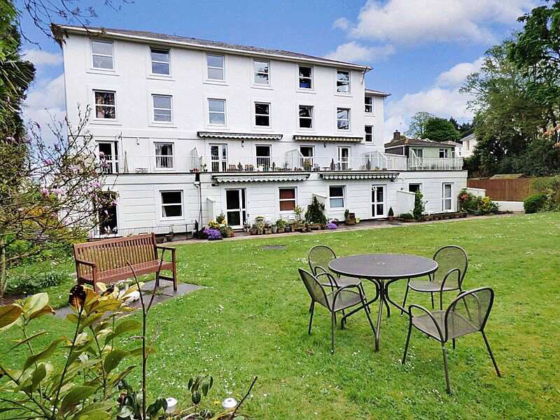 Glenside Court