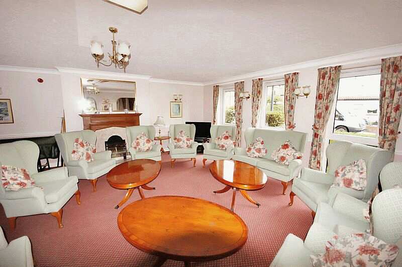 Viscount Court, Bournemouth, Dorset, BH5 1AF For sale Sheltered