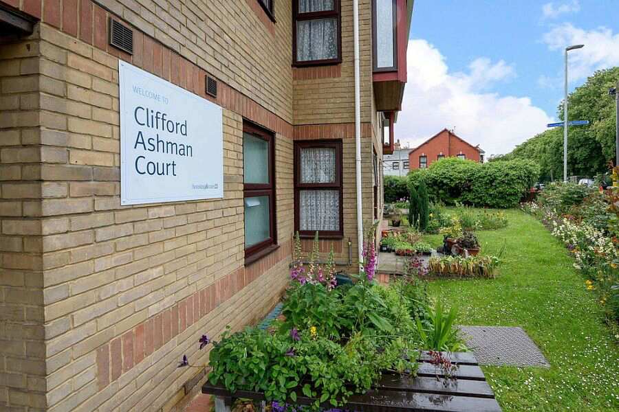 Clifford Ashman Court