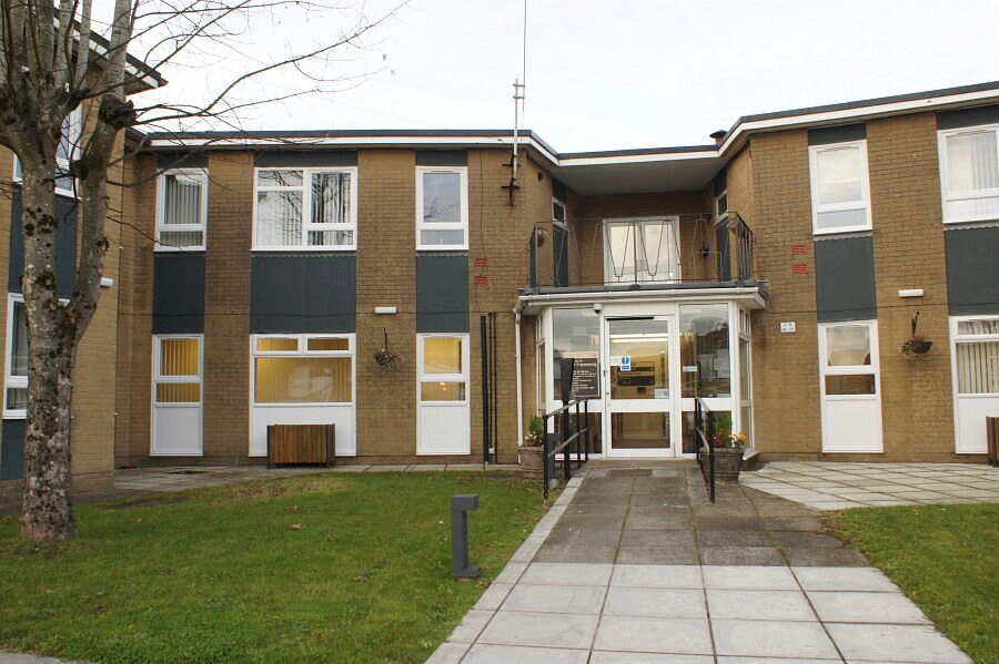 Cwrt Ynysmeurig, Rhondda Cynon Taff, Rhondda Cynon Taff, CF45 4YD