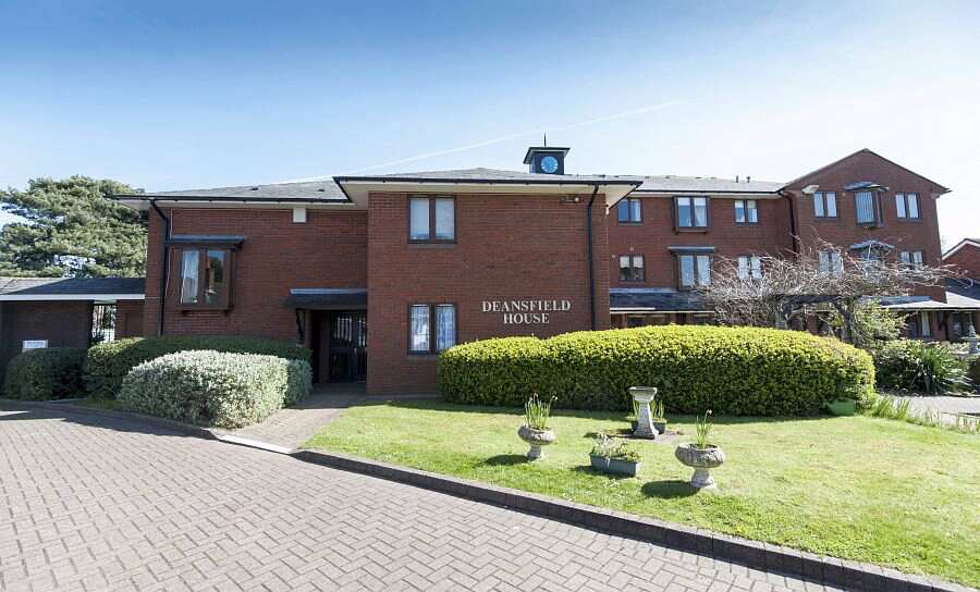 Deansfield House, South Staffordshire, Staffordshire, ST19 9HU