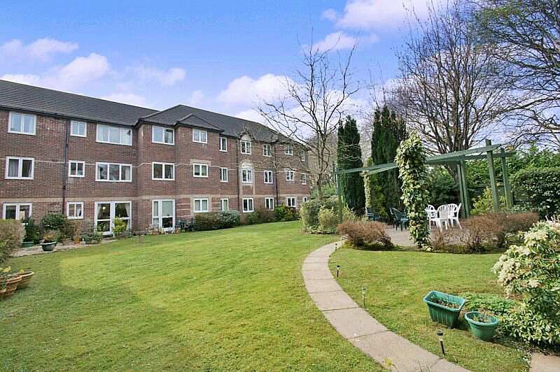 Glendower Court I, Cardiff, Cardiff, CF14 2TJ For sale Sheltered