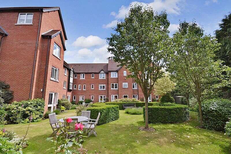 Swan Court, StratfordonAvon, Warwickshire, CV37 7HG For sale
