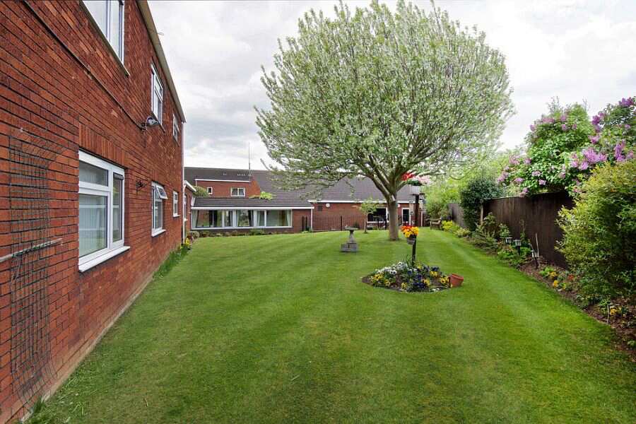 Brough Court, North East Lincolnshire, Lincolnshire, DN35 9HP