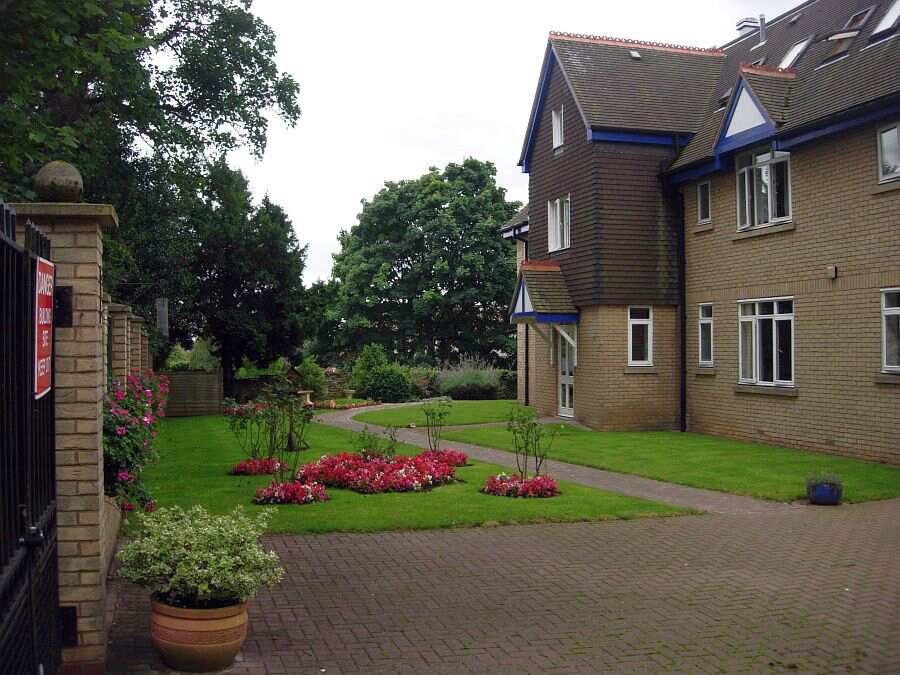 Diana House, South Northamptonshire, Northamptonshire, NN13 6AJ To