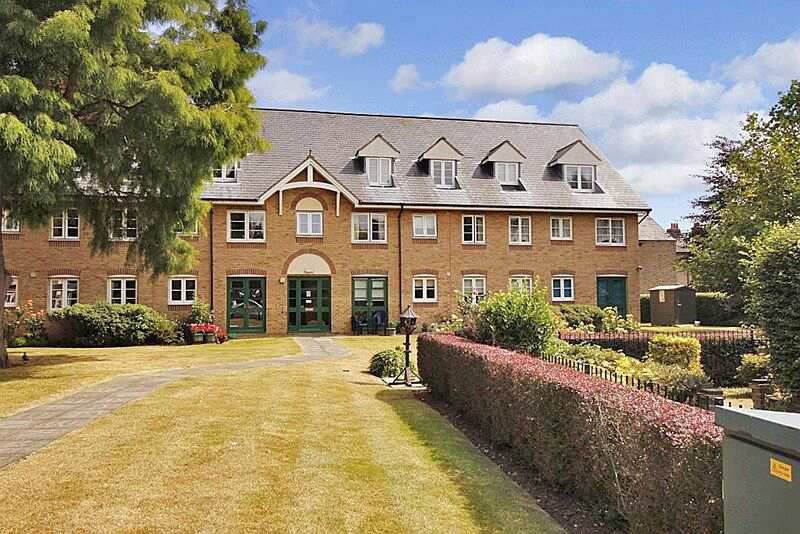 Spalding Court, Chelmsford, Essex, CM1 2UZ For sale Sheltered