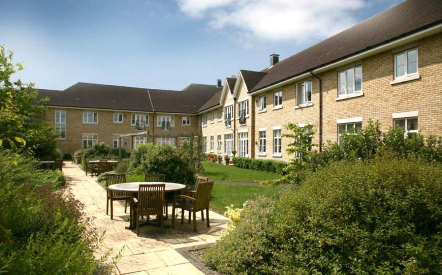 Cavendish Court, Huntingdonshire, Cambridgeshire, PE19 7SR Sheltered