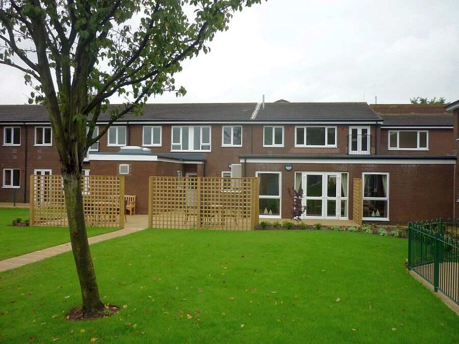 Silkstone Court & Bungalows, Wakefield, West Yorkshire, WF6 2PR