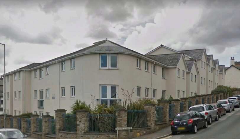 Trafalgar Court