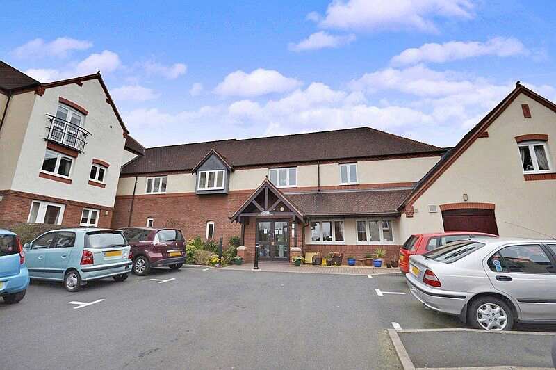 St Saviours Court