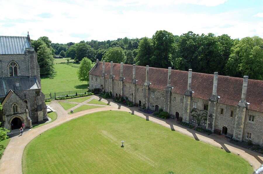 Hospital of St Cross, Winchester, Hampshire, SO23 9SD Sheltered