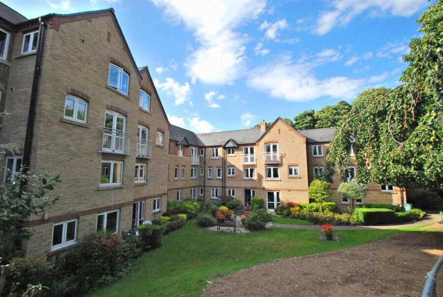 Lacy Court