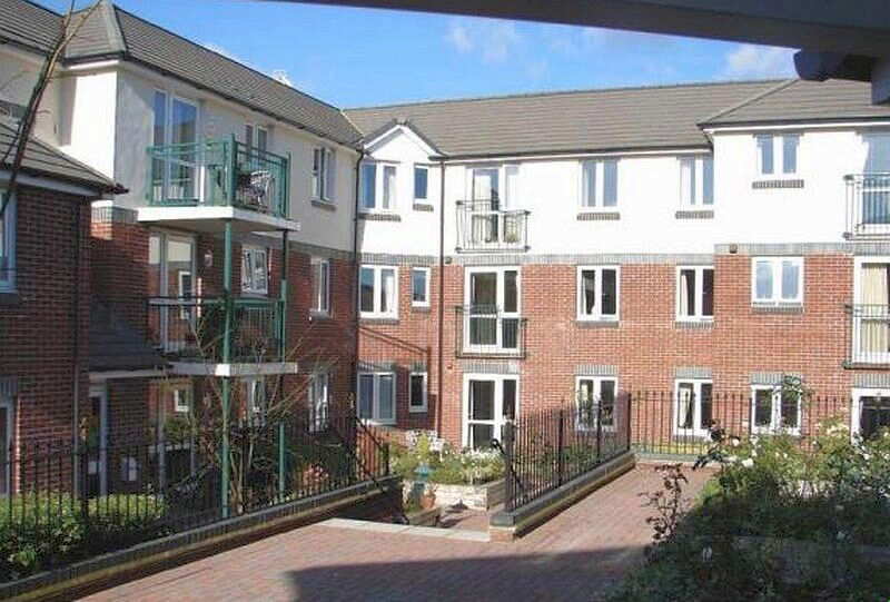 Fielders Court