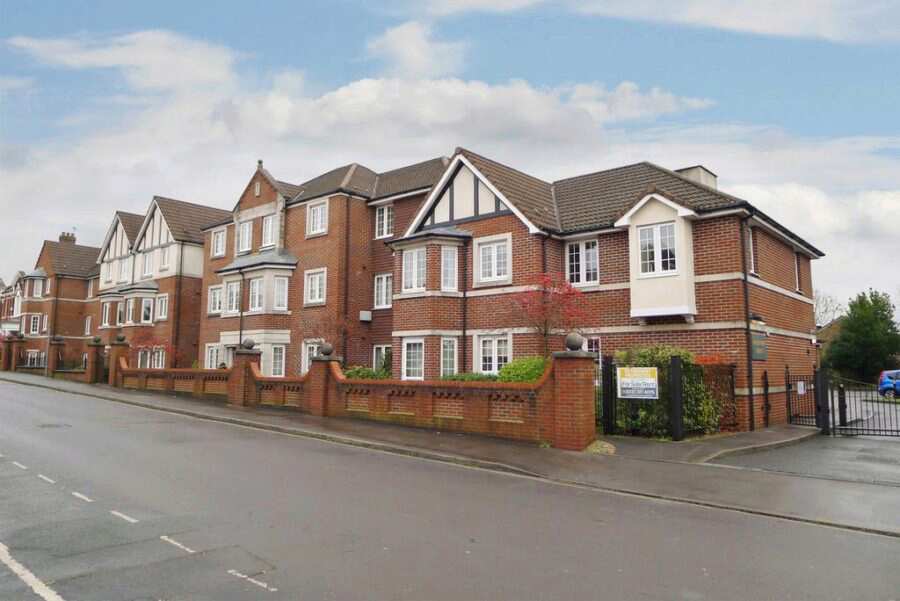 Faregrove Court, Fareham, Hampshire, PO16 7AS For sale Sheltered