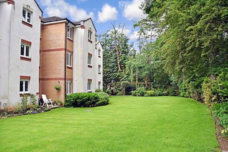 Asprey Court, Tandridge, Surrey, CR3 6JX Sheltered housing