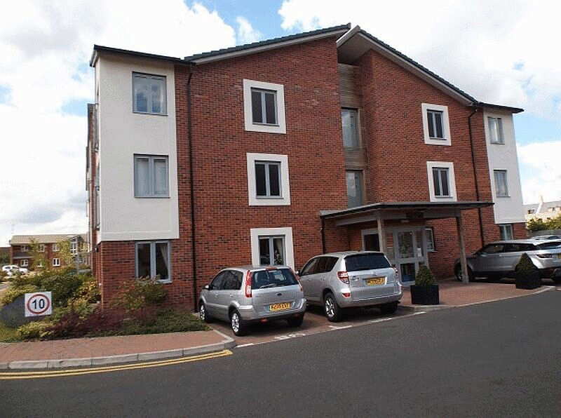 Avalon Court, Lincoln, Lincolnshire, LN1 3ES For sale Sheltered
