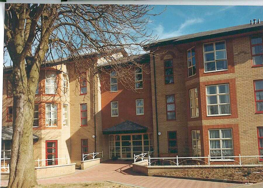 Parkway House, St Edmundsbury, Suffolk, IP33 3AQ Sheltered housing