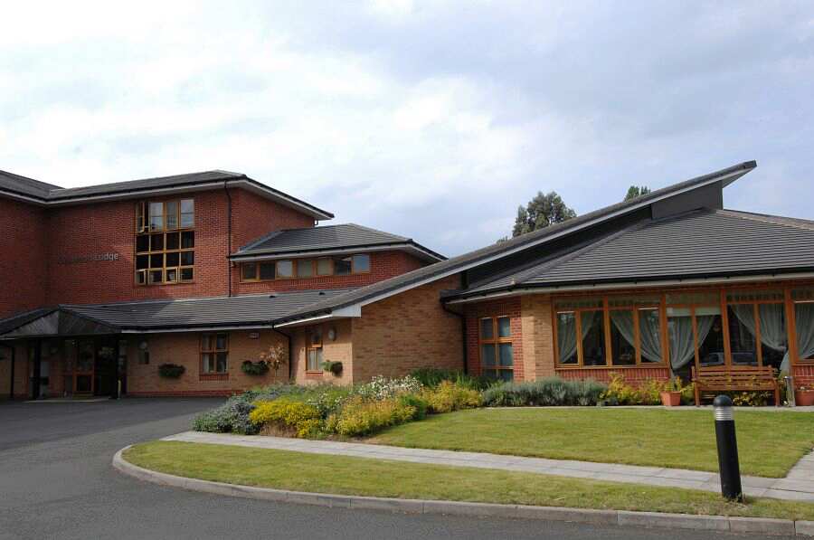 Oakwood Lodge, Walsall, West Midlands, WV12 5JN | Housing with care, assisted living, close care, continuing care housing